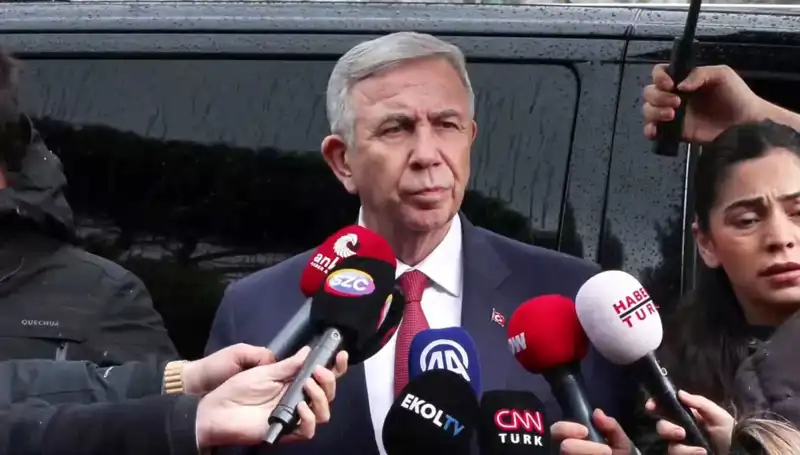 Mansur Yavaş’tan Dilek İmamoğlu’na Destek Ziyareti: Hukukun Önemi Vurgulanıyor