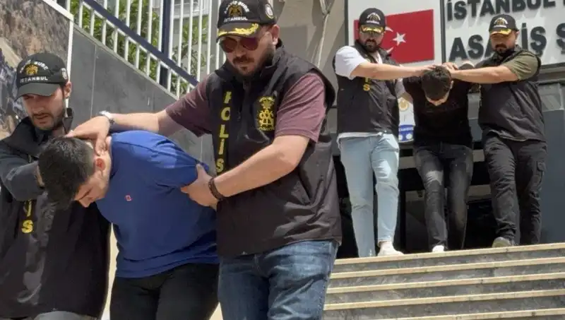 Üsküdar'da Silahlı Saldırı: İki Kişi Tutuklandı, Olayın Seyri Değişti