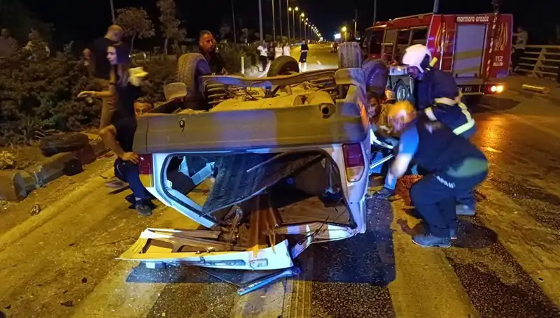 Kavşakta Feci Kaza: 2 Ağır Yaralı ile Toplam 7 Kişi Hastaneye Kaldırıldı