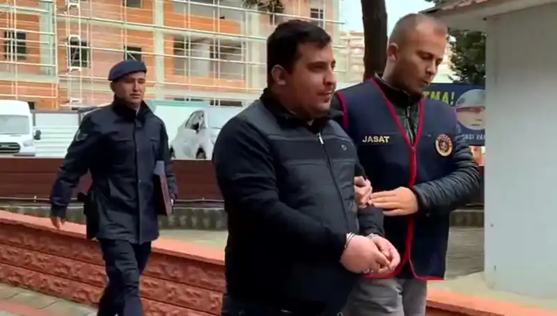 410 Ayrı Suçla Aranan Zanlı, Polis Operasyonu ile Ele Geçirildi